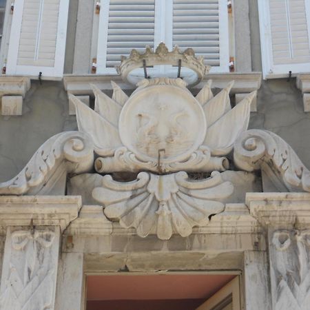 Palazzo Brigido Trieste Exterior foto
